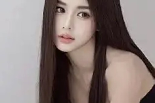 52岁刘恺威新恋情曝光！牵手神秘女友现身香港红馆甜蜜互动引热议