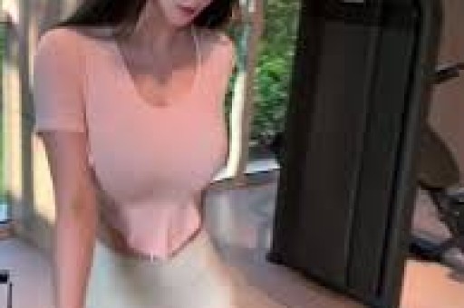 李小冉被曝离婚后续：曾陷出轨插足风波男方年初还在高调追妻