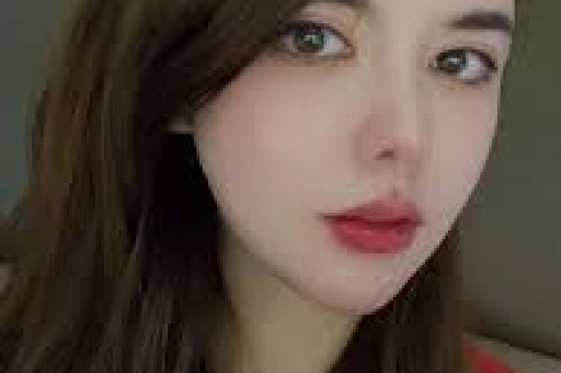 51岁无妻无子、黑料不断何炅人气下滑地位依旧牢不可破